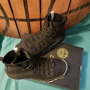 Under Armor Curry 4 Basketball shoes